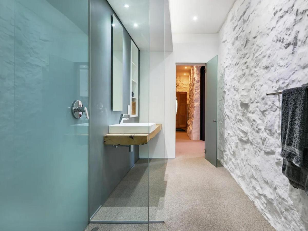 Rosmead Apartment Калк Бей Екстериор снимка