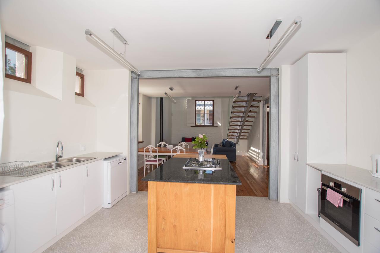 Rosmead Apartment Калк Бей Екстериор снимка